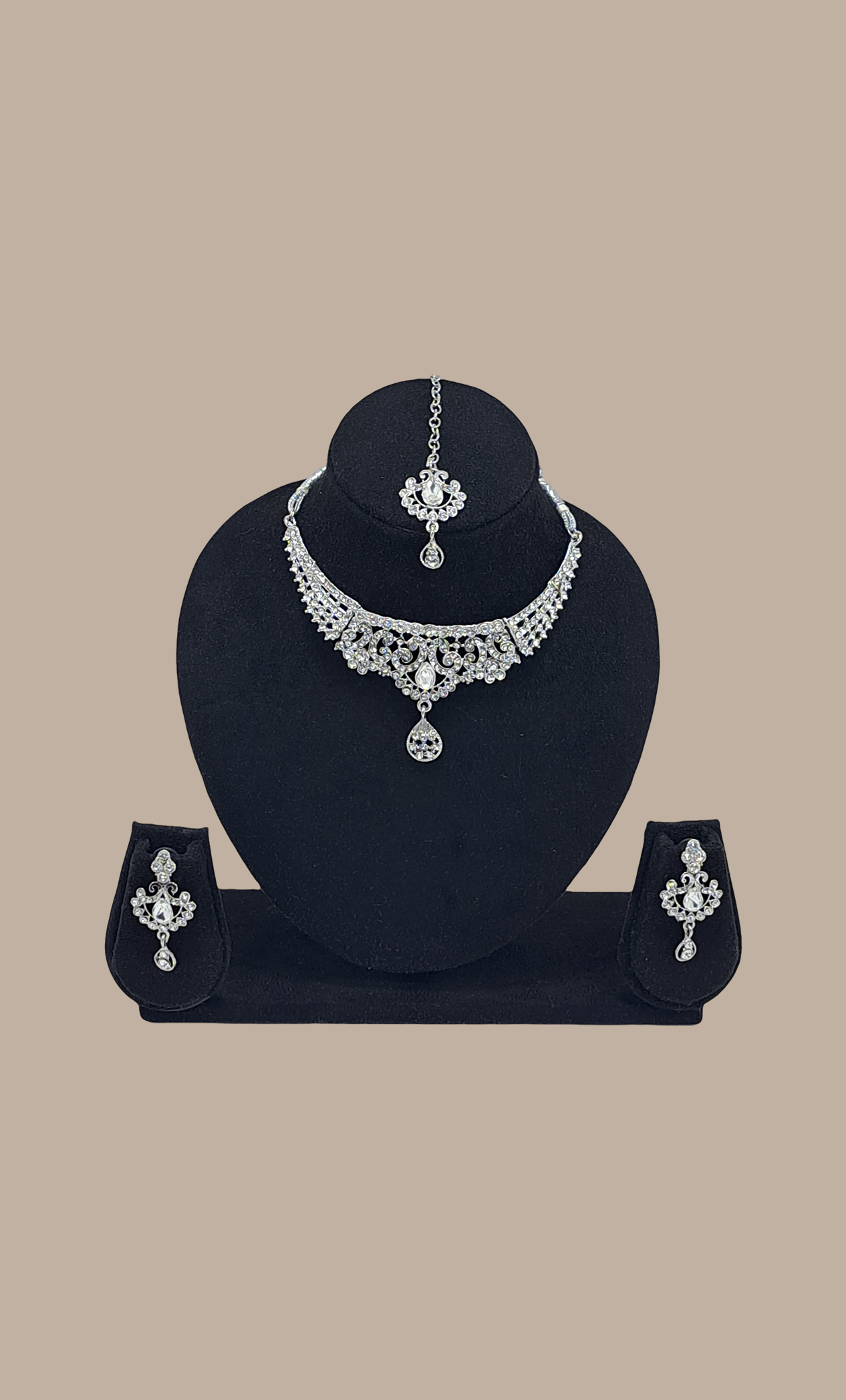 Silver Stone Work Necklace Set