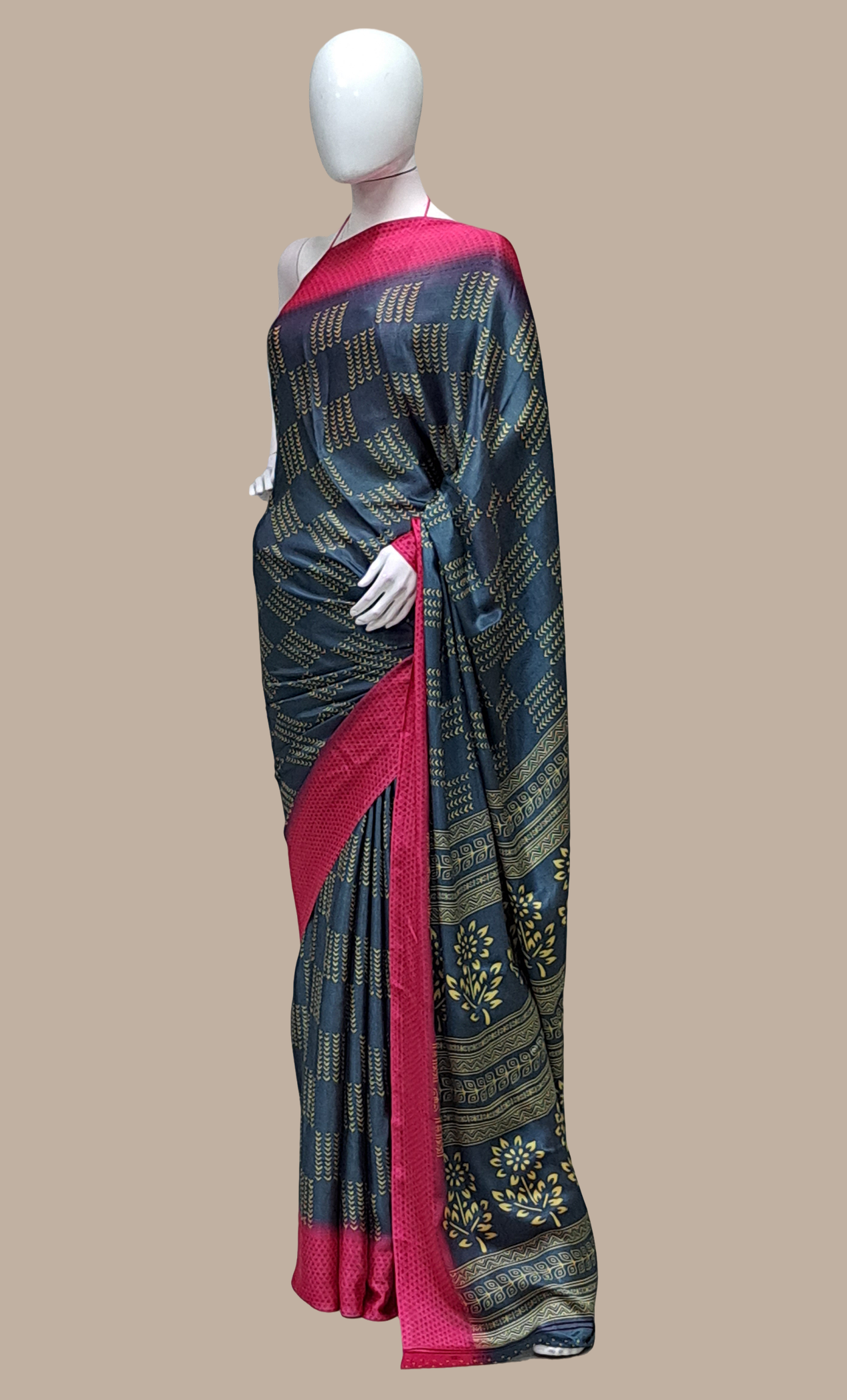 Dark Grey Printed Sari