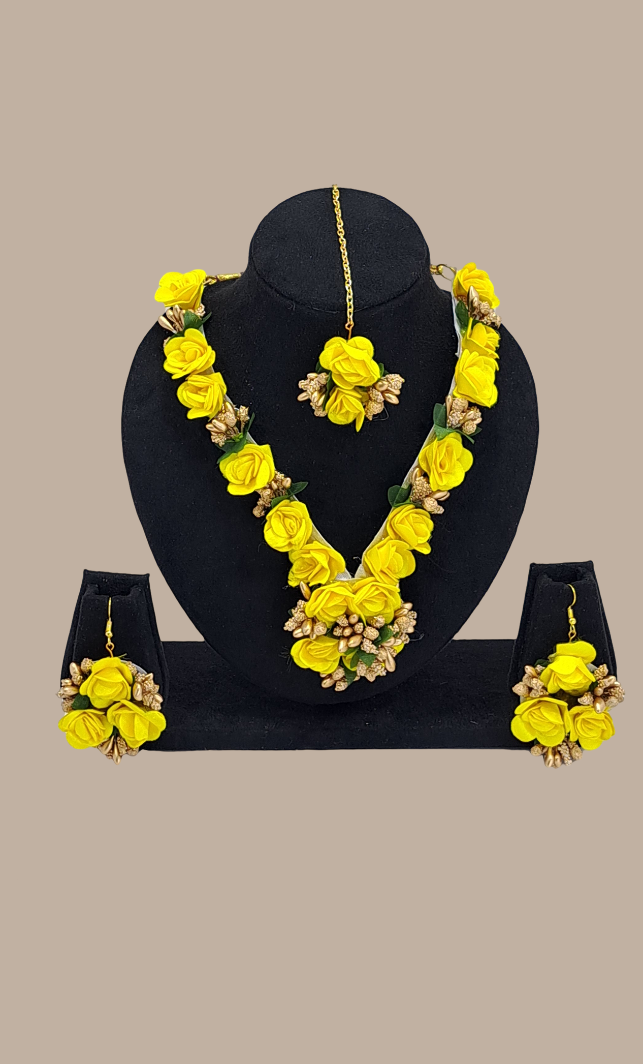 Yellow Floral Necklace Set